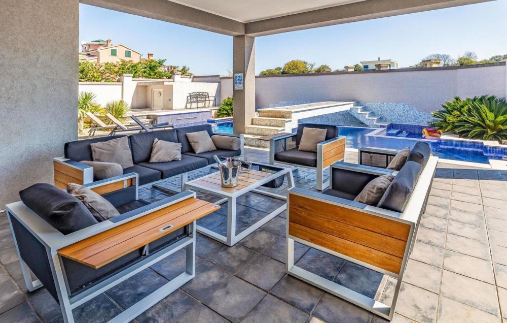 Вилла в Медулине, Хорватия, 380 м² - фото 8