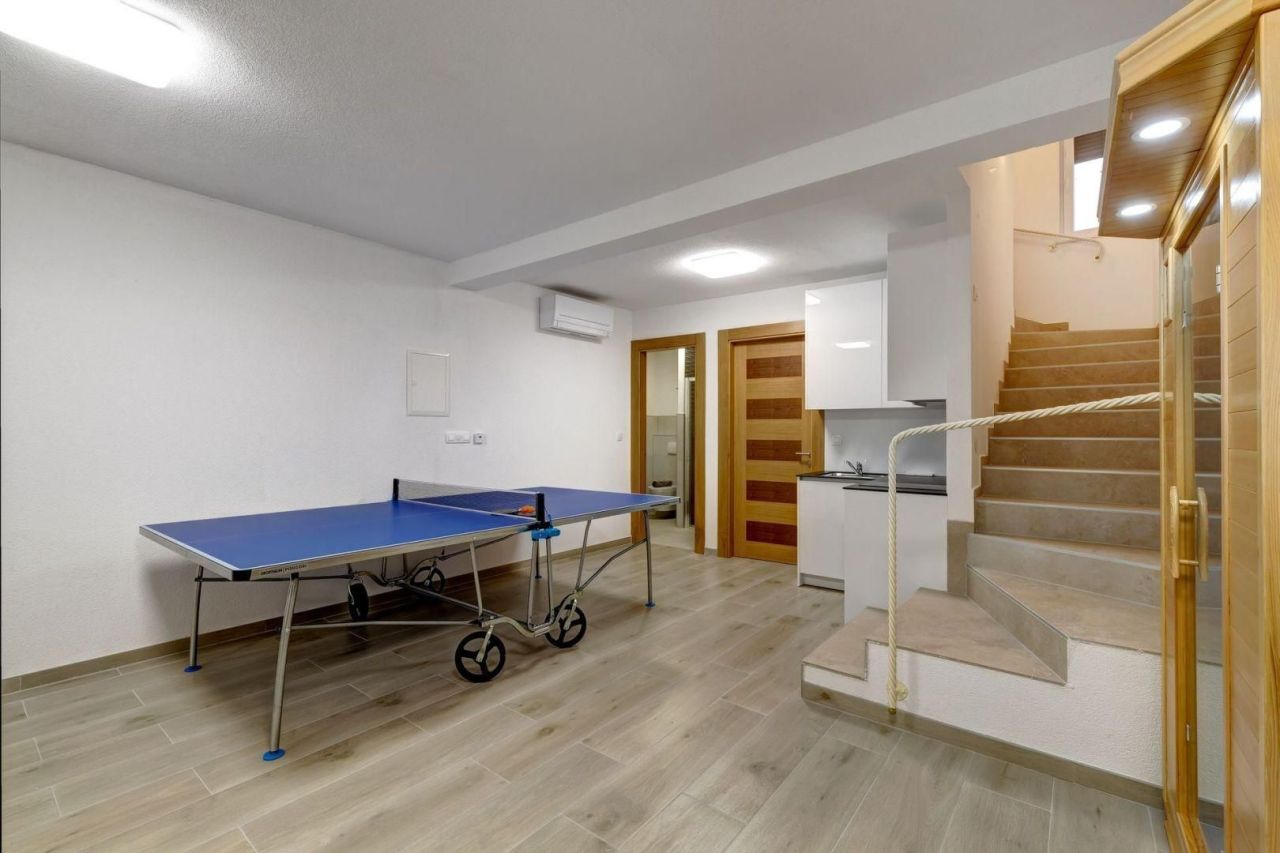 Вилла в Цриквенице, Хорватия, 185 м² - фото 9