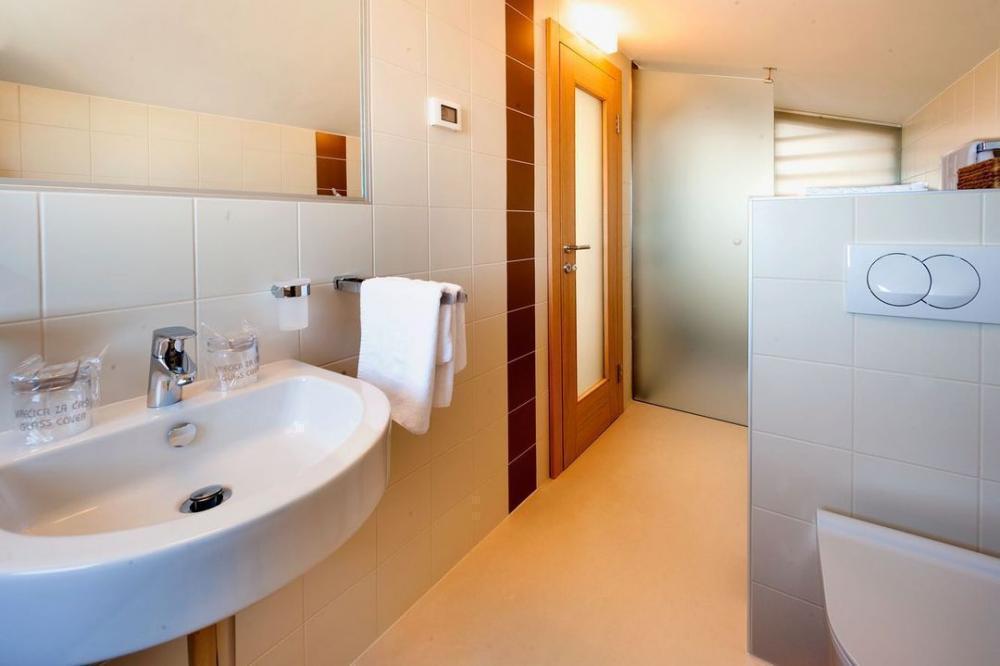 Отель, гостиница в Врсаре, Хорватия, 164 м² - фото 9