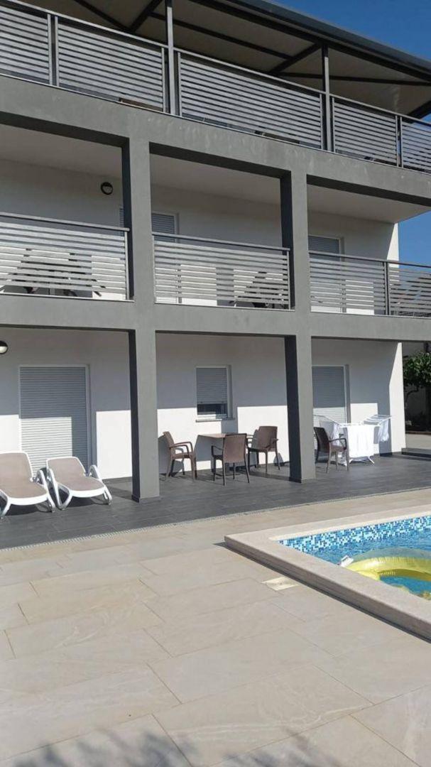 Отель, гостиница Veli vrh, Хорватия, 400 м² - фото 9