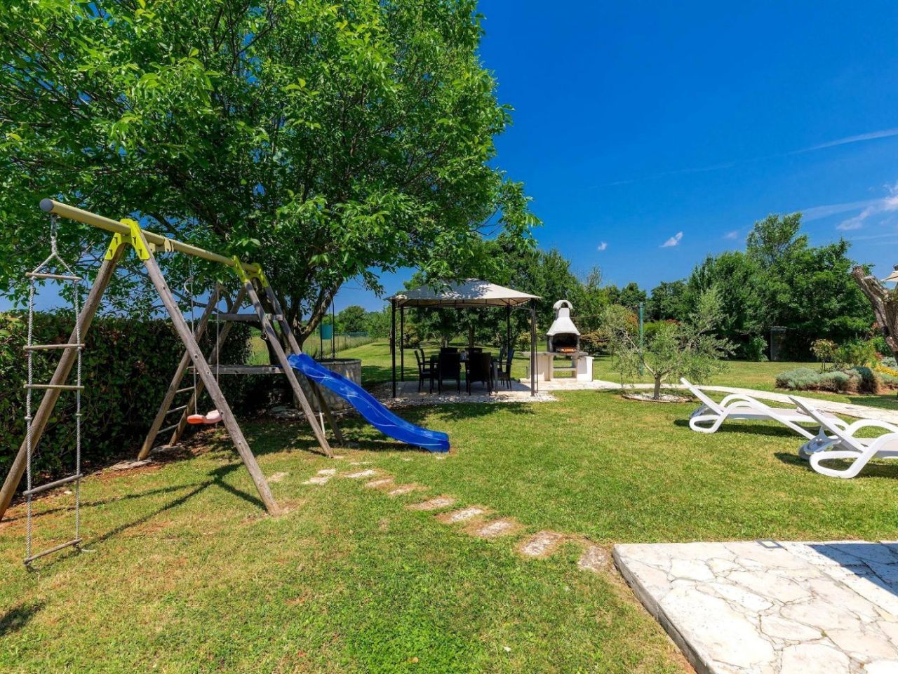 Вилла в Буйе, Хорватия, 382 м² - фото 9