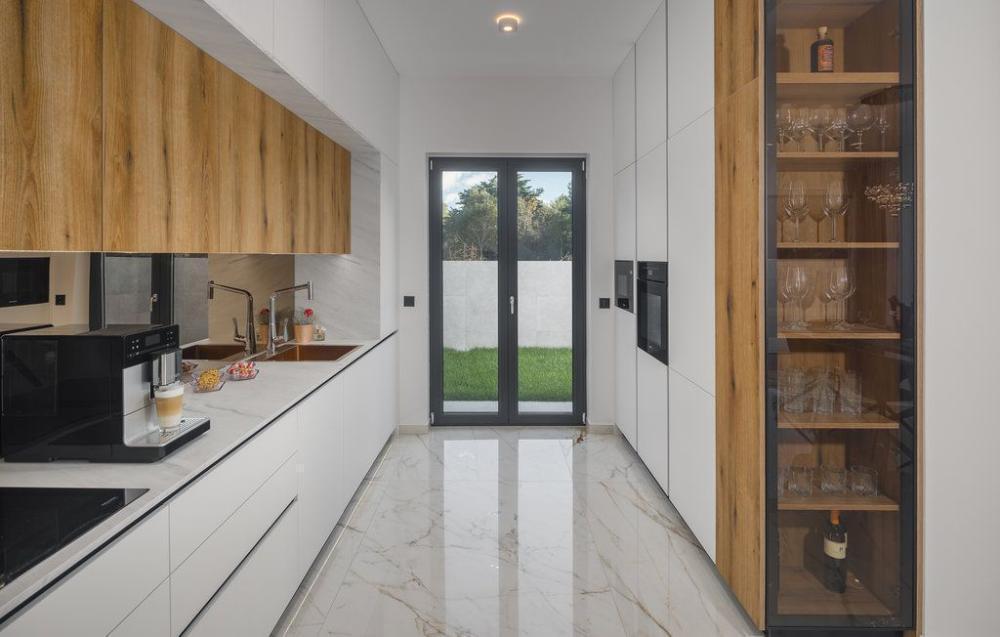 Вилла в Умаге, Хорватия, 250 м² - фото 10