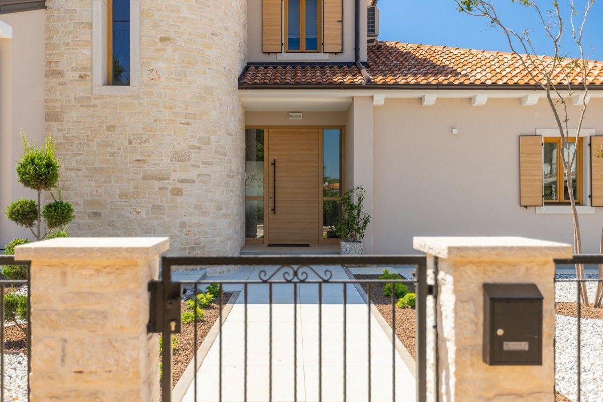 Вилла в Ровини, Хорватия, 438 м² - фото 11