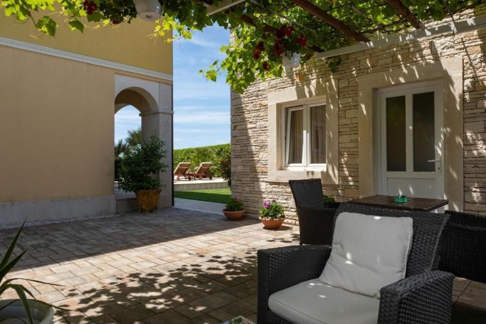 Отель, гостиница в Ровини, Хорватия, 750 м² - фото 11