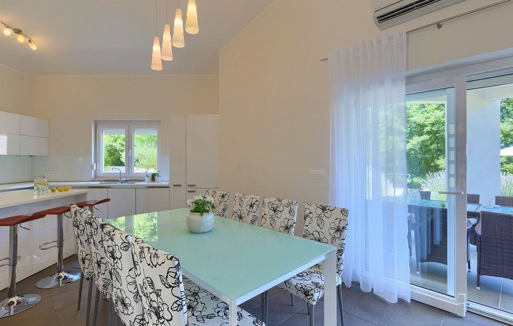 Вилла Kršan, Хорватия, 183 м² - фото 11