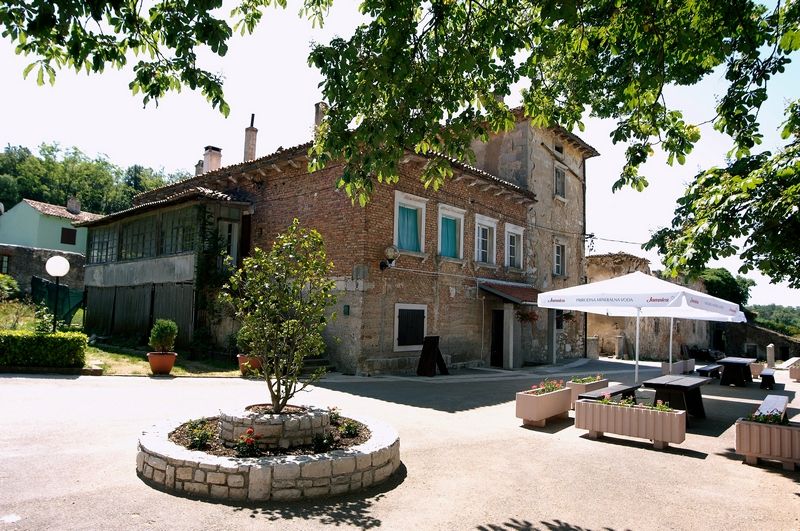 Отель, гостиница в Лабине, Хорватия, 3 000 м² - фото 12