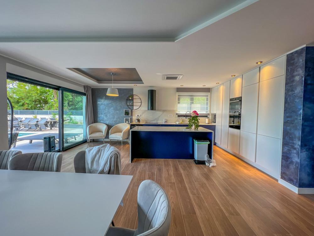 Вилла в Опатии, Хорватия, 400 м² - фото 12