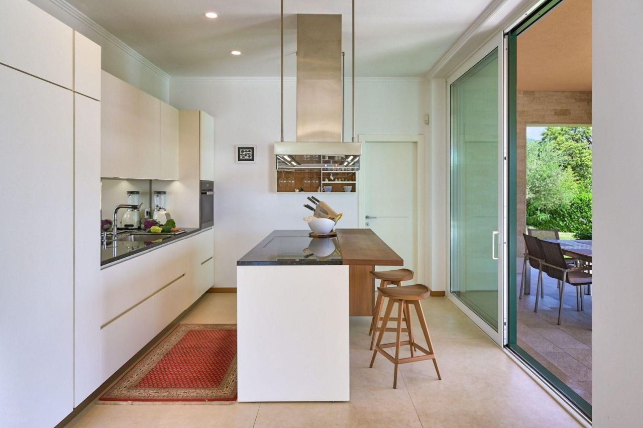 Вилла в Ловране, Хорватия, 344 м² - фото 12