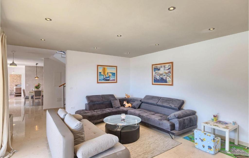 Вилла Mošćenička Draga, Хорватия, 240 м² - фото 13