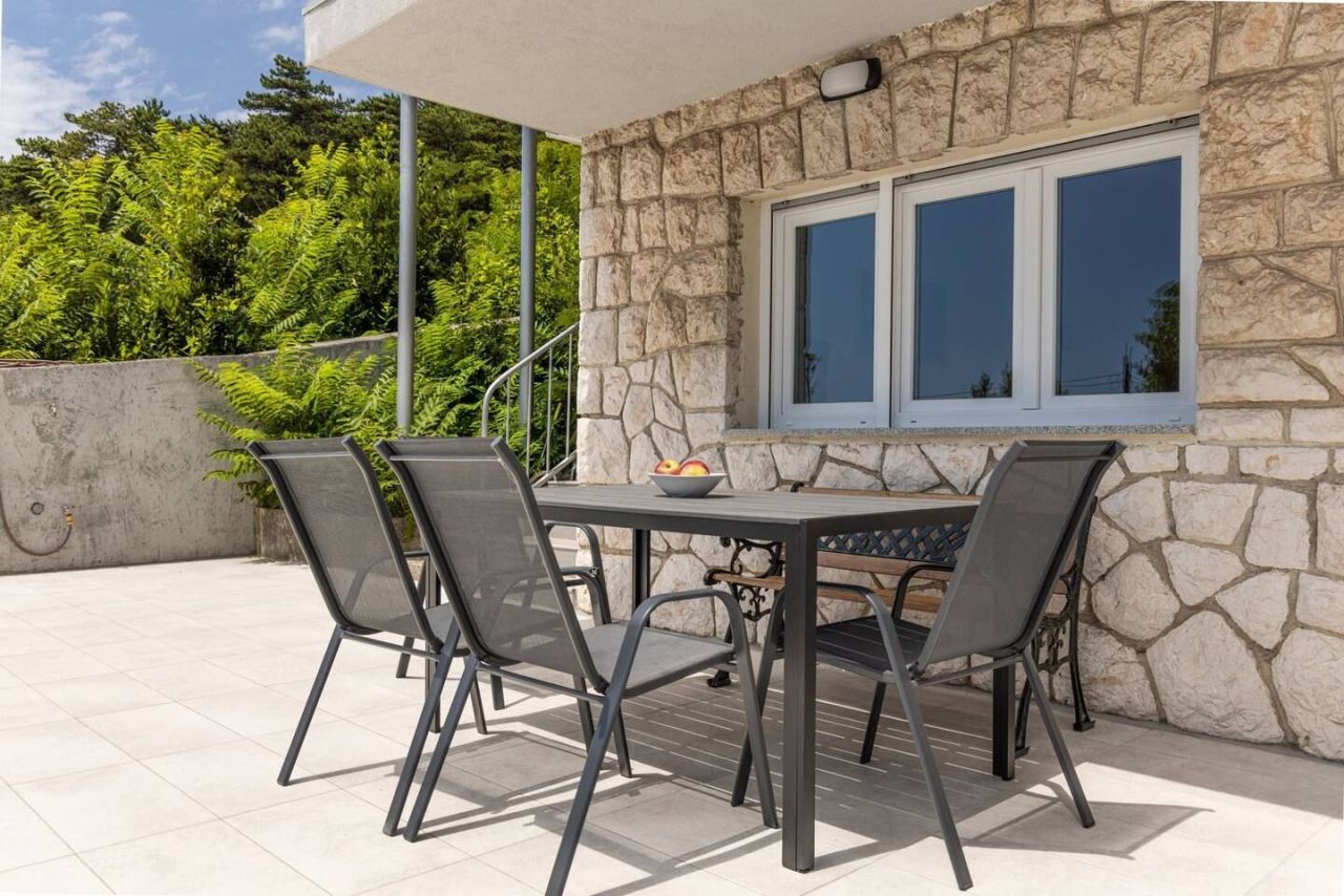 Вилла в Нови-Винодольски, Хорватия, 250 м² - фото 13