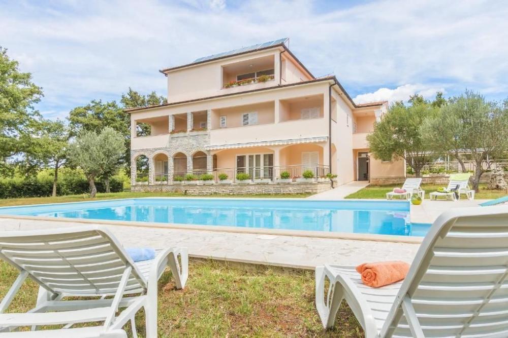 Отель, гостиница Krnica, Marčana, Хорватия, 1 000 м² - фото 13