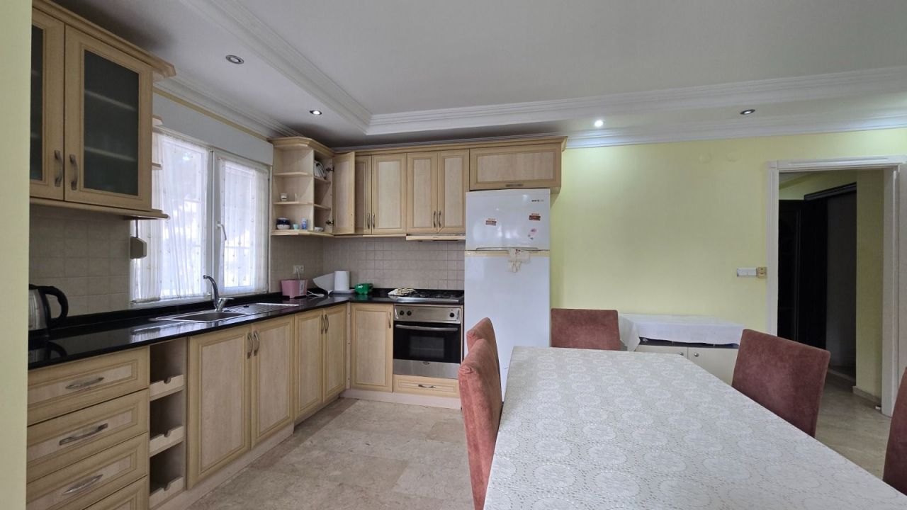 Квартира в Алании, Турция, 110 м² - фото 2