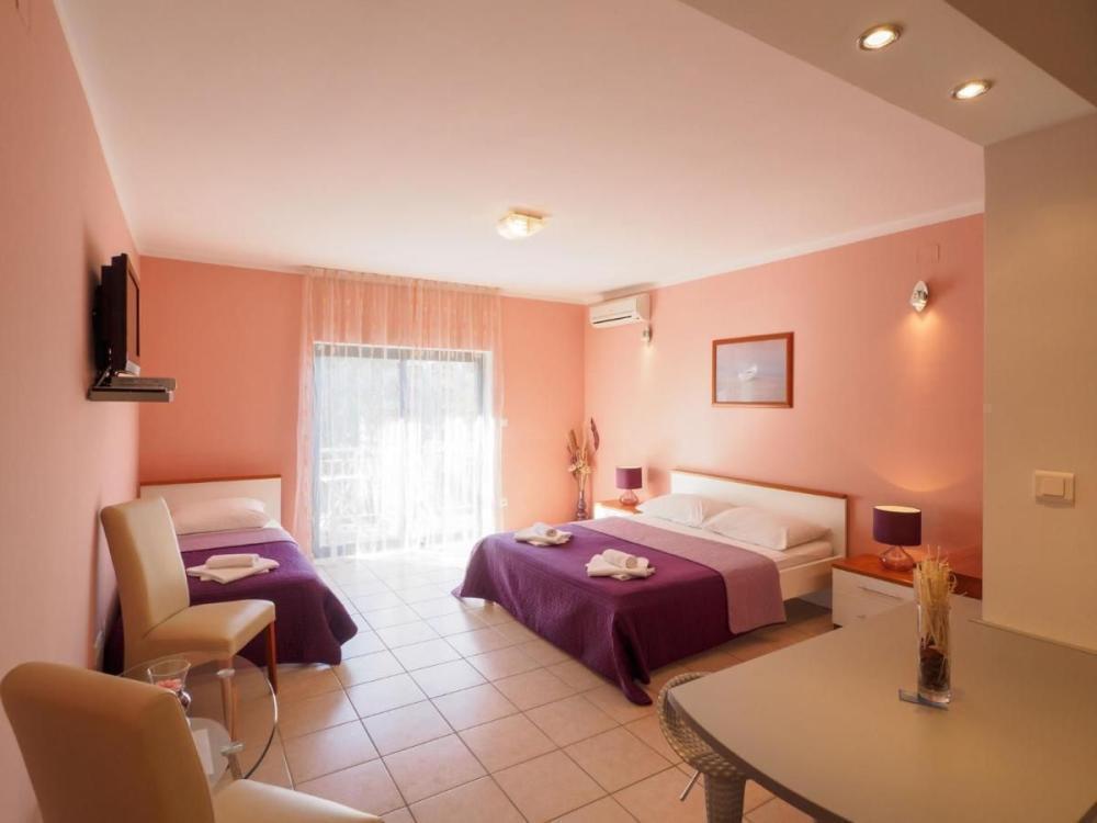 Отель, гостиница Selce, Crikvenica, Хорватия, 940 м² - фото 14