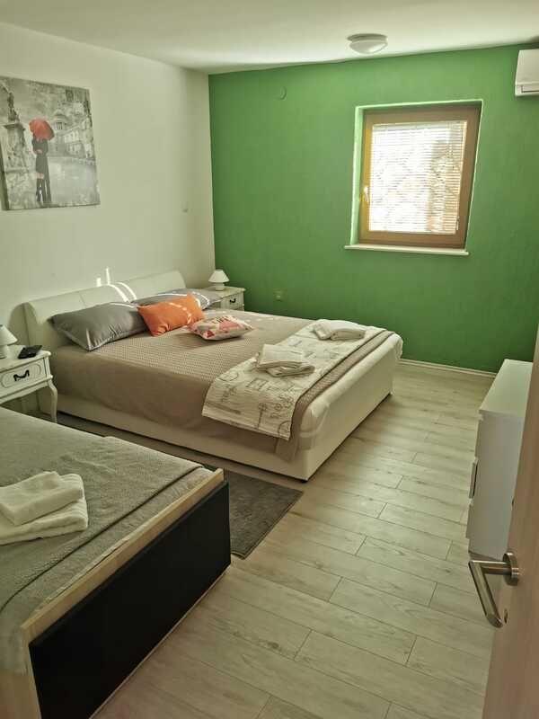 Отель, гостиница Njivice, Omišalj, Хорватия, 390 м² - фото 14