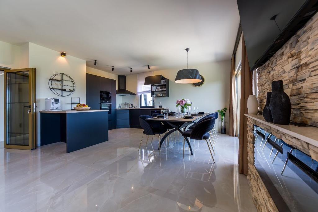 Вилла в Опатии, Хорватия, 400 м² - фото 15