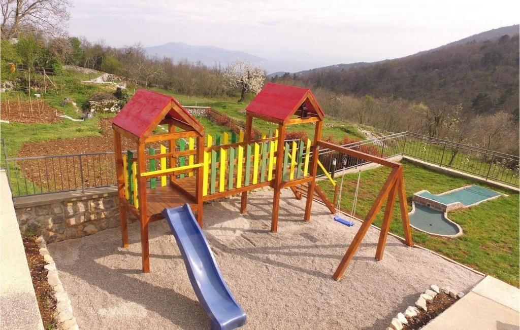 Вилла Mošćenička Draga, Хорватия, 240 м² - фото 15