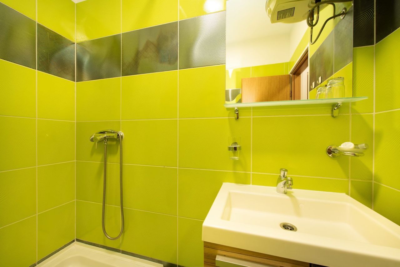 Отель, гостиница Pićan, Хорватия, 1 025 м² - фото 15