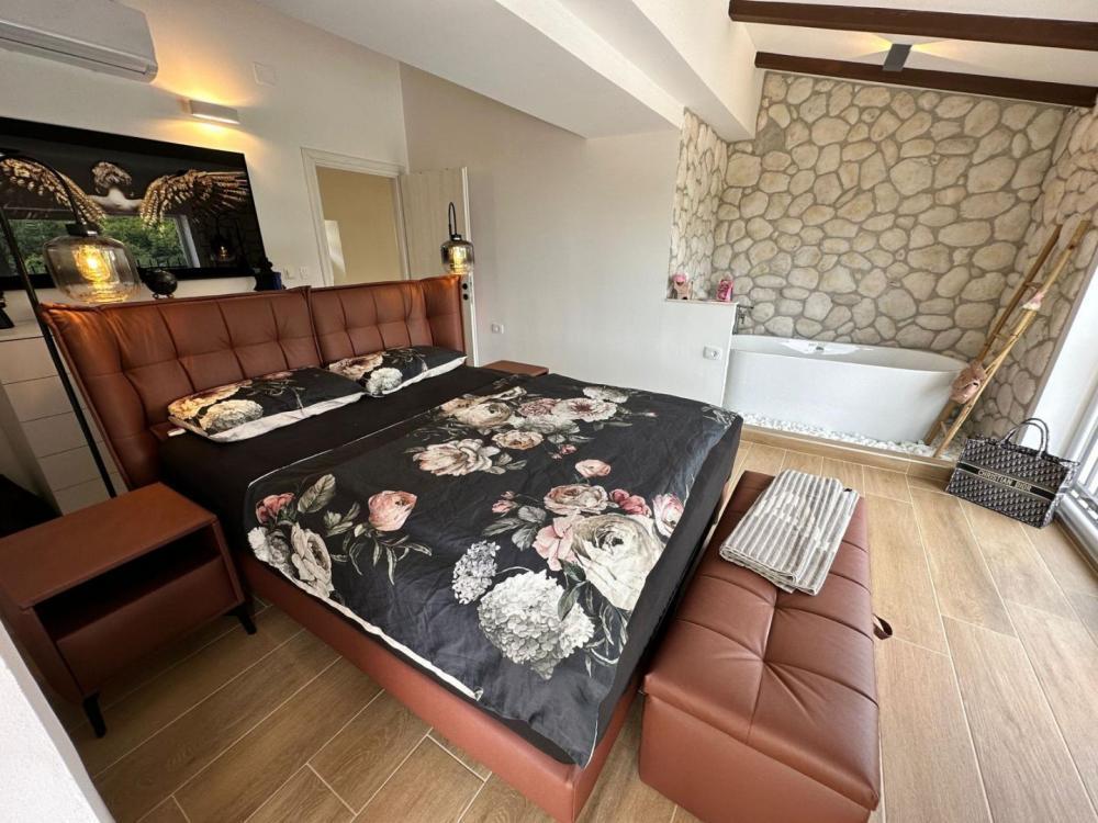 Вилла Poljane, Хорватия, 328 м² - фото 16