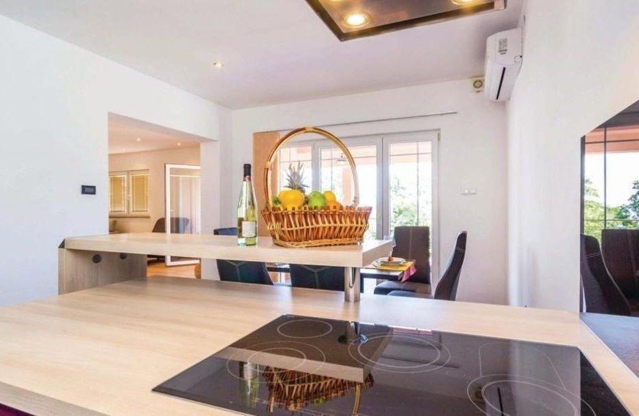 Вилла в Опатии, Хорватия, 500 м² - фото 16