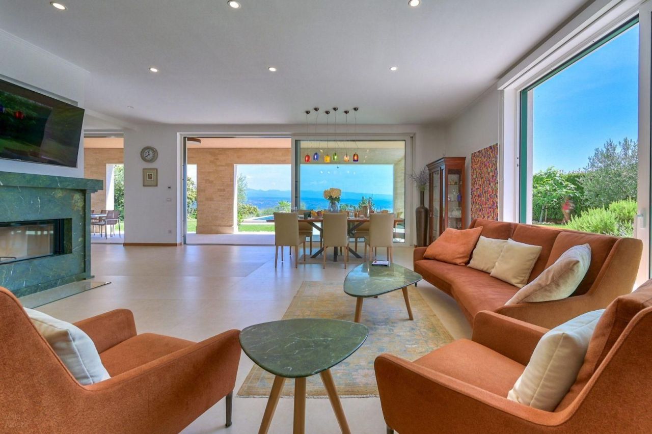 Вилла в Ловране, Хорватия, 344 м² - фото 17