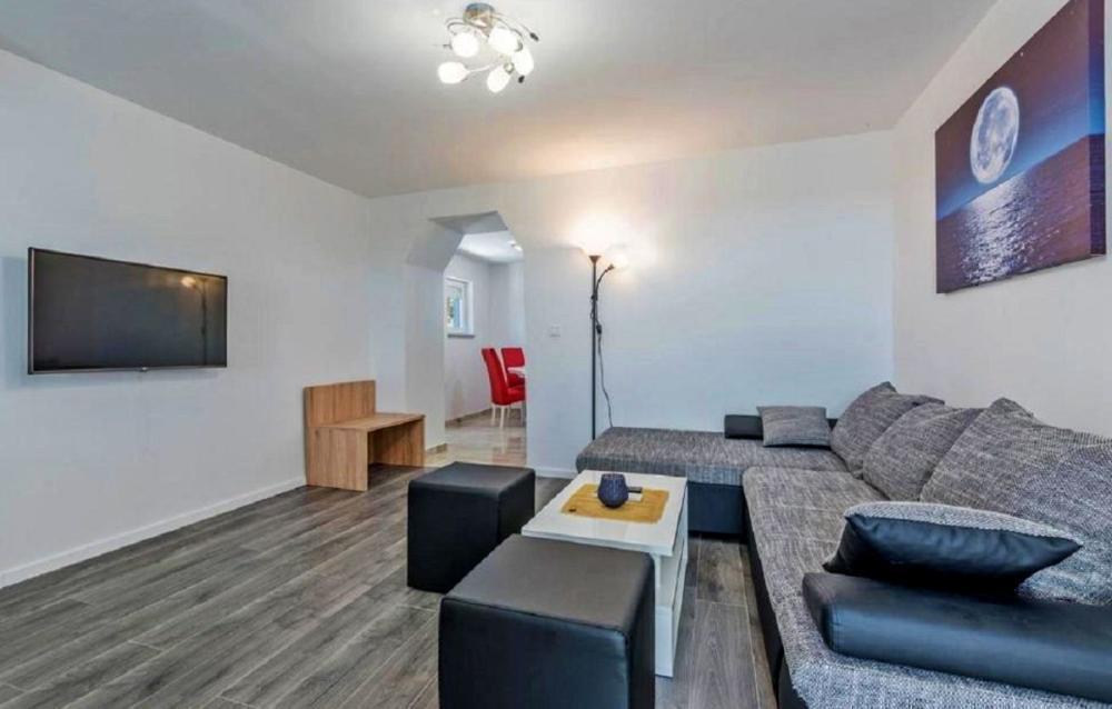 Вилла в Ровини, Хорватия, 304 м² - фото 18