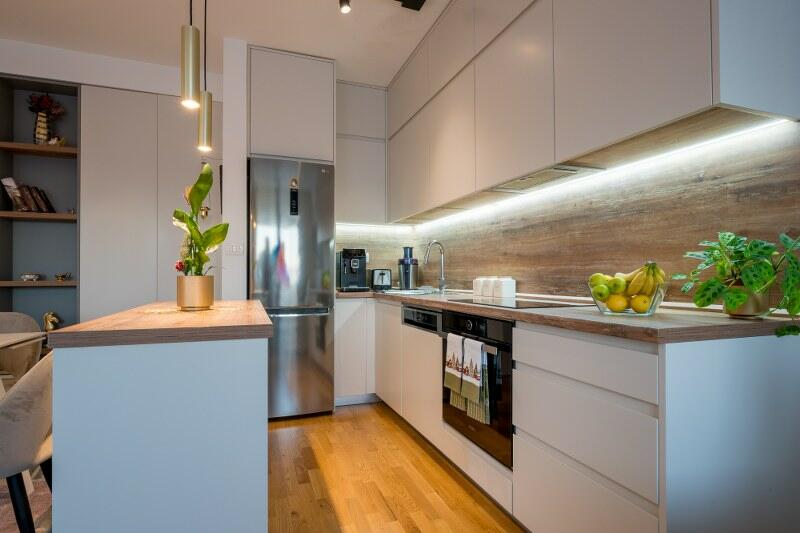 Квартира в Тивате, Черногория, 63 м² - фото 2