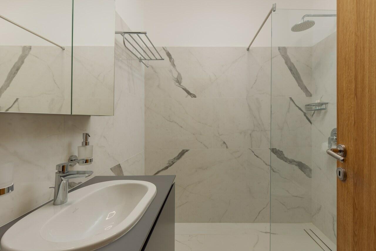 Квартира в Доброте, Черногория, 144 м² - фото 19