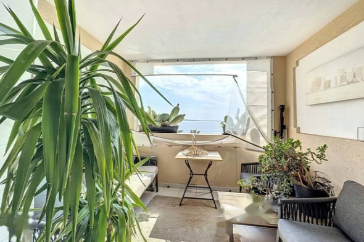 Квартира в Каннах, Франция, 27 м² - фото 1