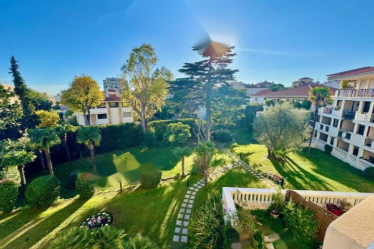 Квартира в Каннах, Франция, 70 м² - фото 1