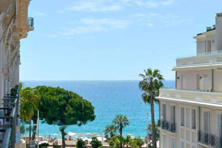 Квартира в Каннах, Франция, 100 м² - фото 1