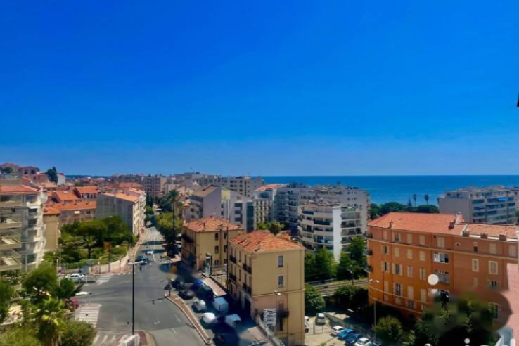 Квартира в Каннах, Франция, 24 м² - фото 1