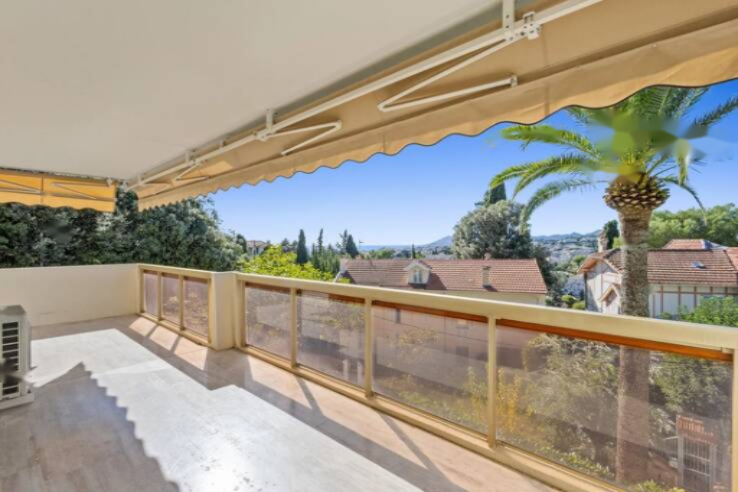 Квартира в Каннах, Франция, 110 м² - фото 1