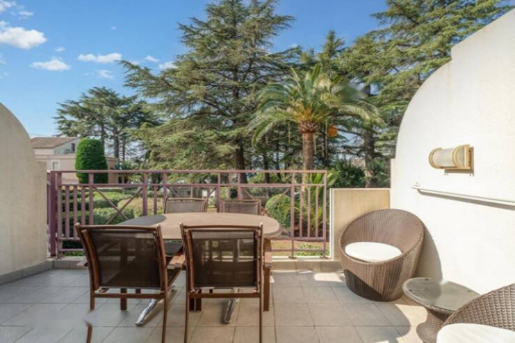 Квартира в Каннах, Франция, 28 м² - фото 1