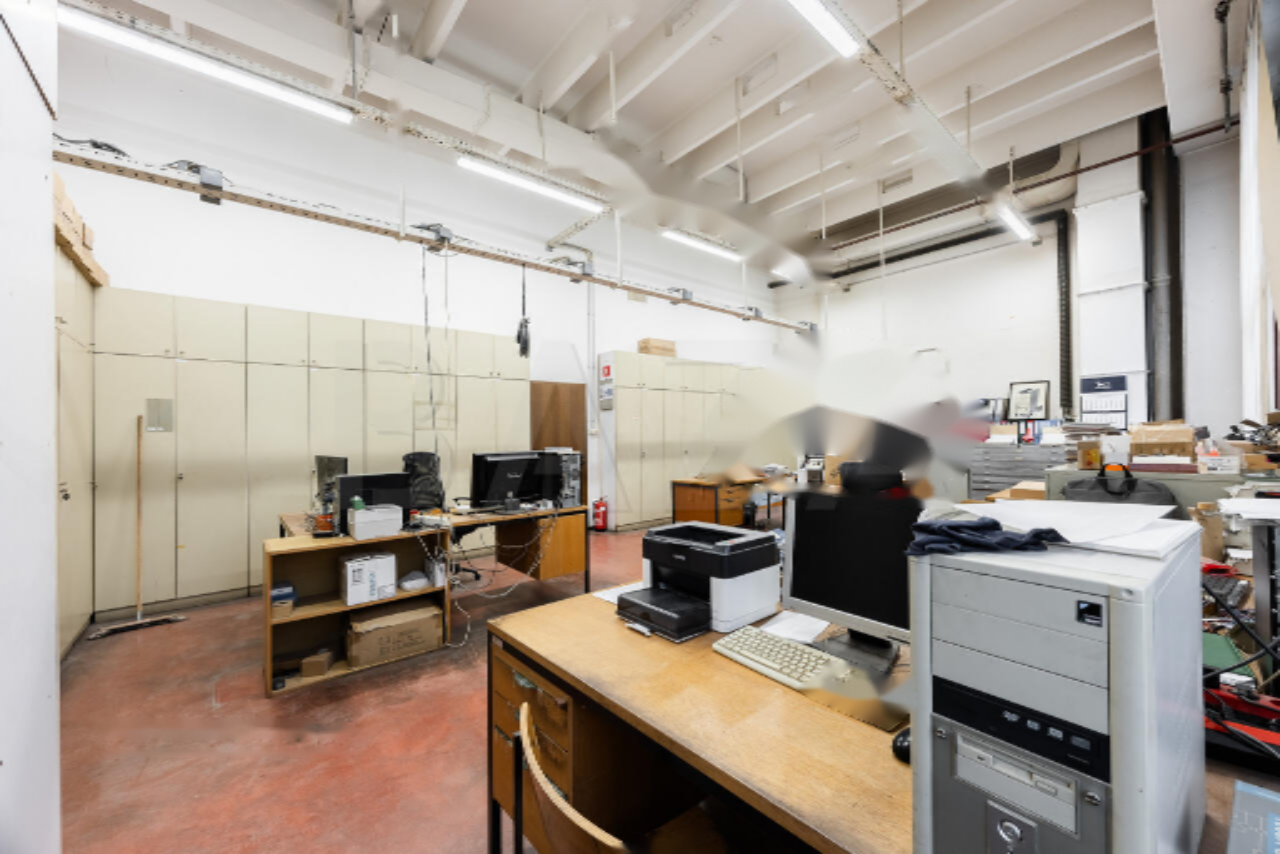 Офис в Любляне, Словения, 1 536 м² - фото 5