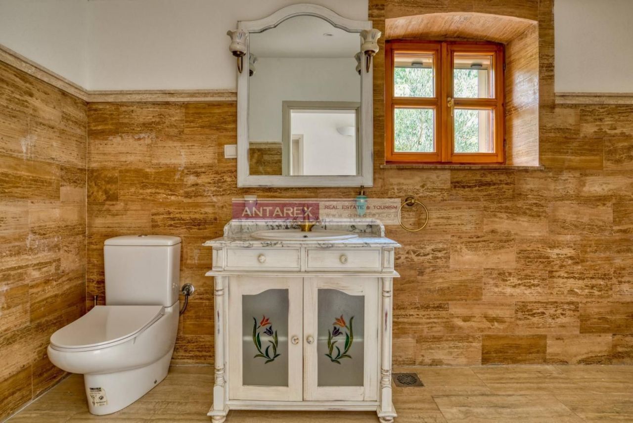 Вилла в Режевичах, Черногория, 450 м² - фото 16