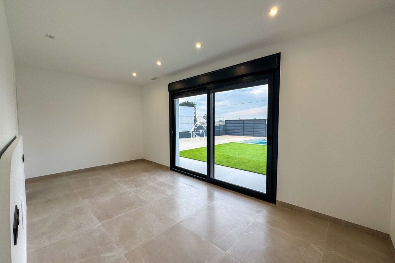 Апартаменты в Альгорфе, Испания, 125 м² - фото 10