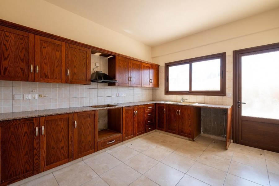 Апартаменты в Ларнаке, Кипр, 149 м² - фото 9