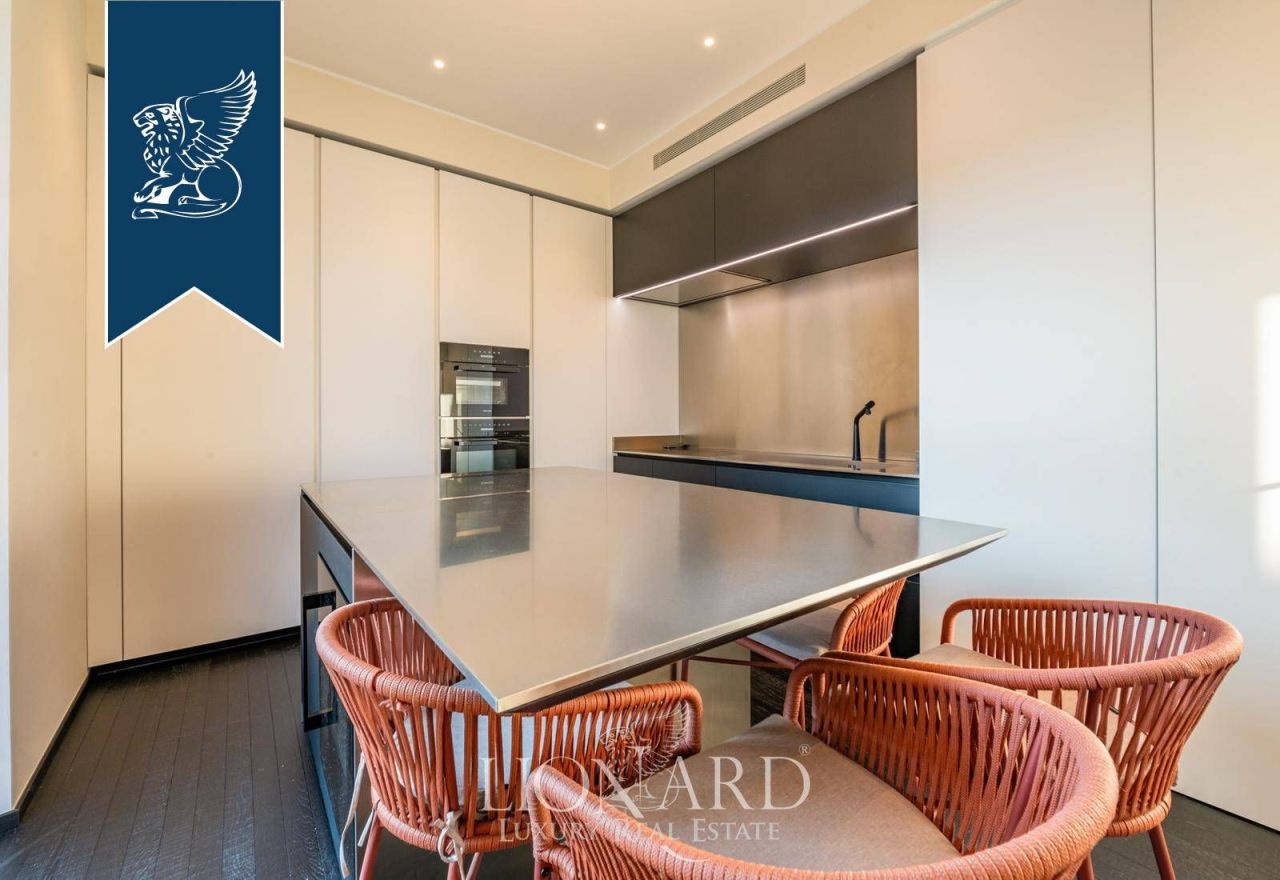 Апартаменты в Милане, Италия, 145 м² - фото 9