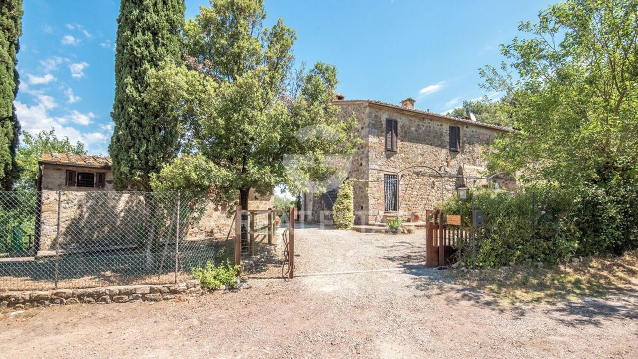 Дом Murlo, Италия, 365 м² - фото 1