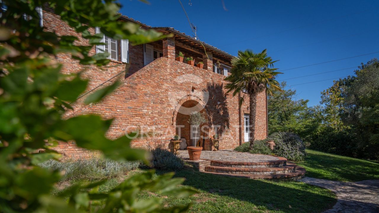 Дом в Кастильоне-дель-Лаго, Италия, 431.8 м² - фото 3