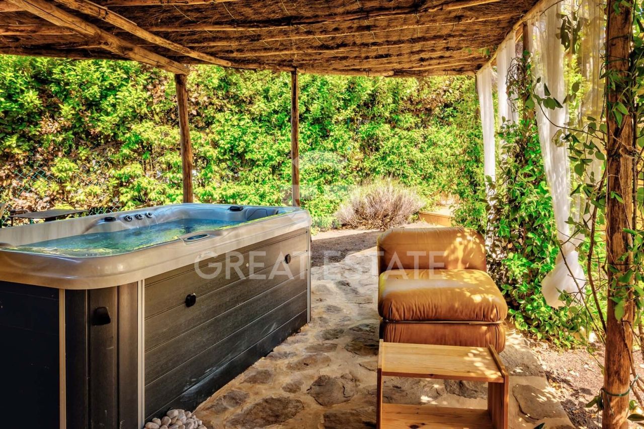 Дом в Ареццо, Италия, 357 м² - фото 6