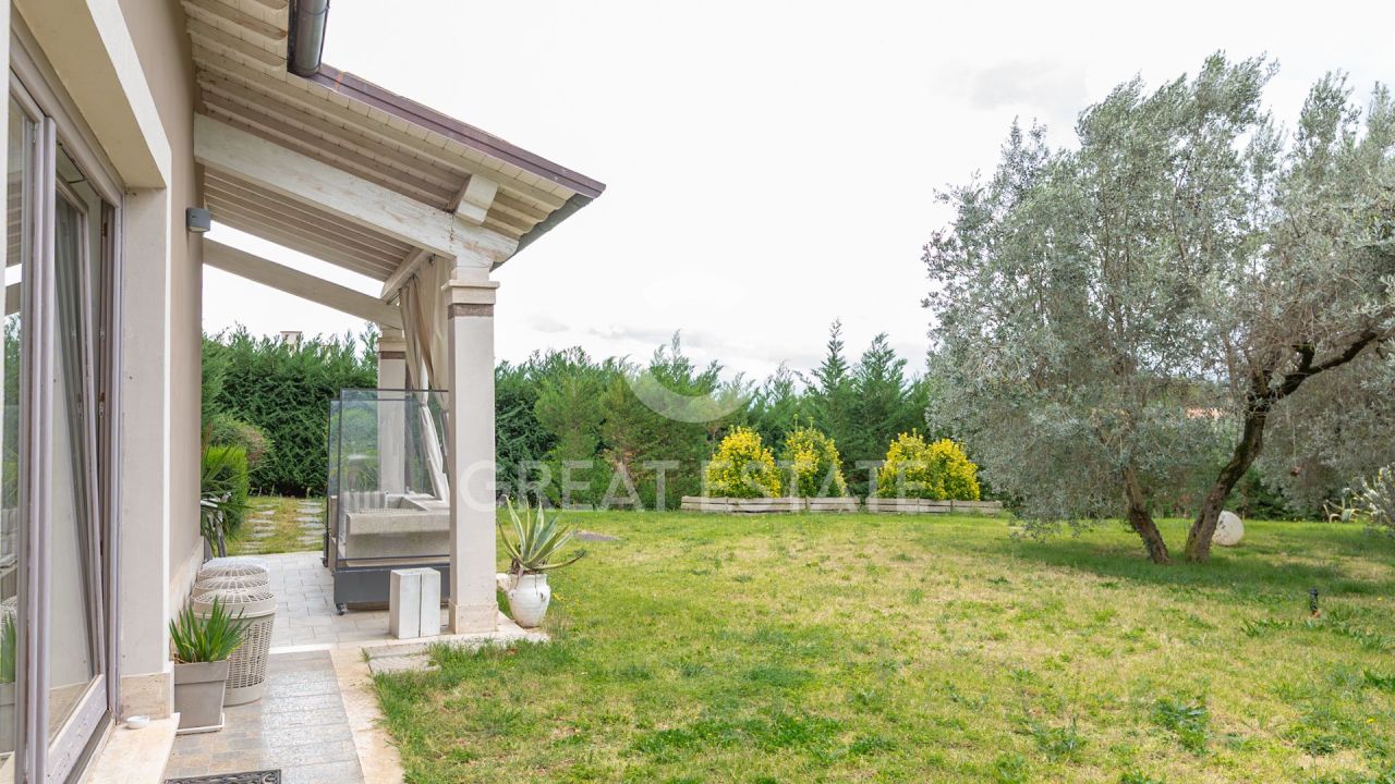 Вилла в Терни, Италия, 158.05 м² - фото 6