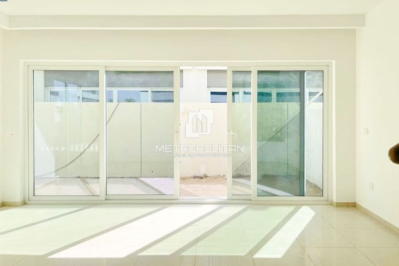 Таунхаус в Дубае, ОАЭ, 179 м² - фото 1