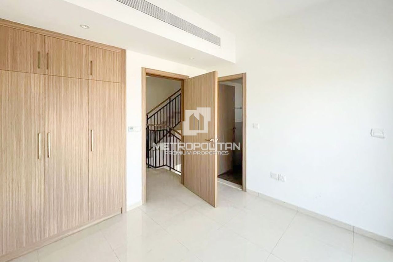 Таунхаус в Дубае, ОАЭ, 179 м² - фото 9