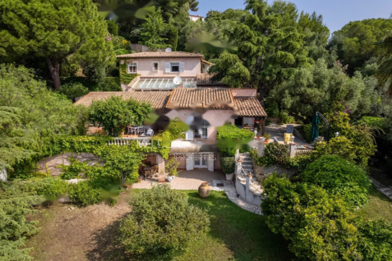 Квартира в Каннах, Франция, 285 м² - фото 1