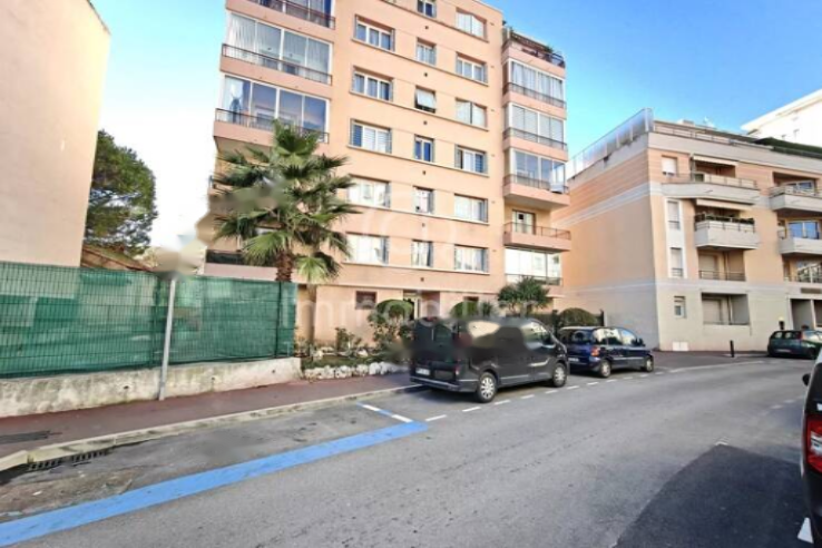 Квартира в Каннах, Франция, 60 м² - фото 1