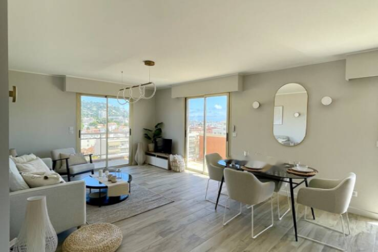 Квартира в Каннах, Франция, 90 м² - фото 1