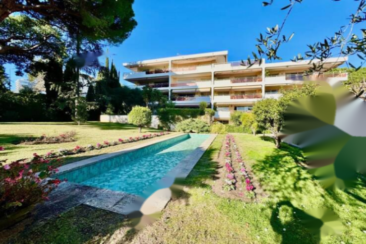 Квартира в Каннах, Франция, 111 м² - фото 1