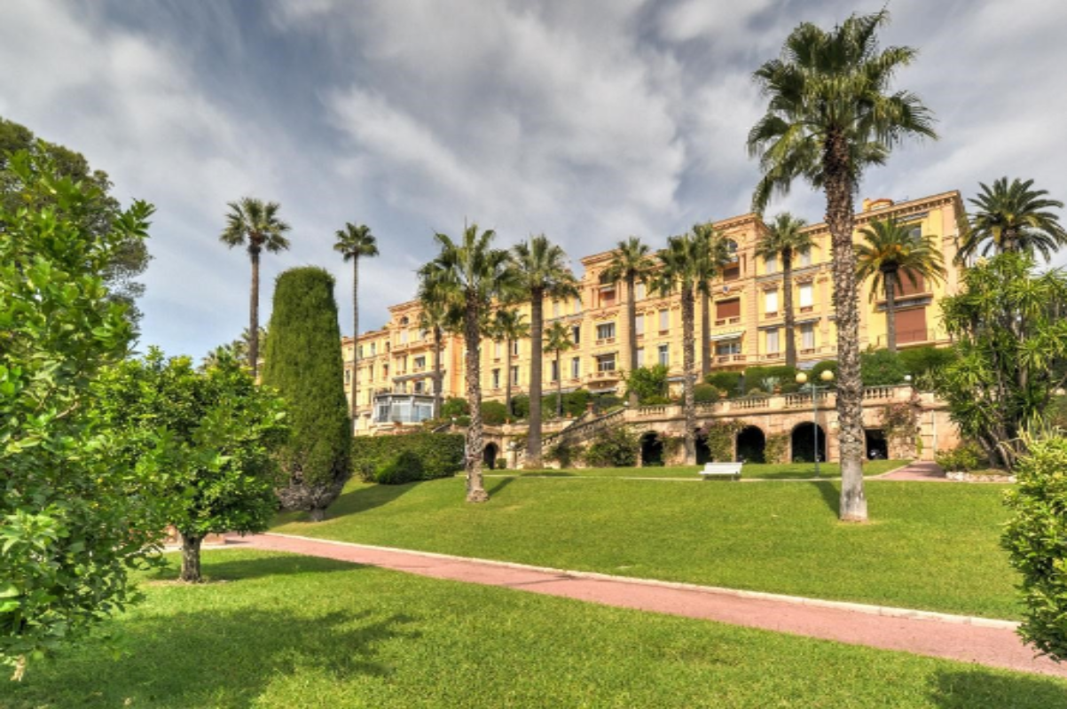 Квартира в Каннах, Франция, 139 м² - фото 1