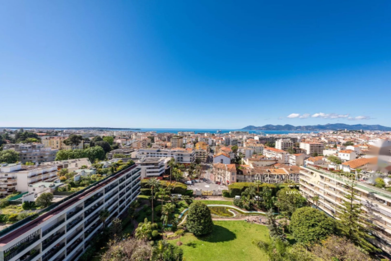 Квартира в Каннах, Франция, 107 м² - фото 1